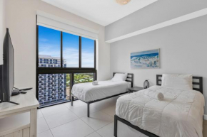 Unique suite in the heart of Downtown Doral